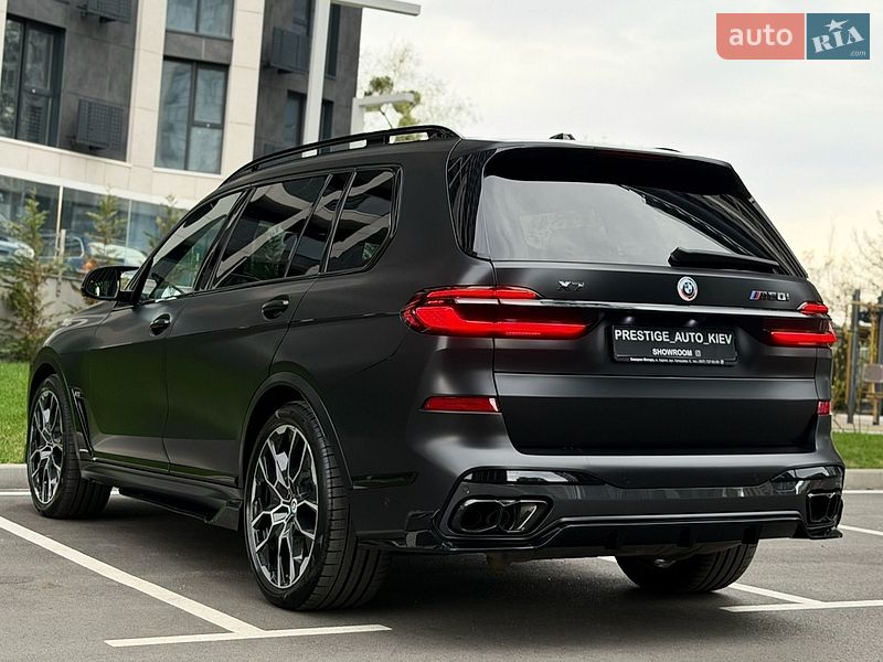 Внедорожник / Кроссовер BMW X7 2024 в Киеве