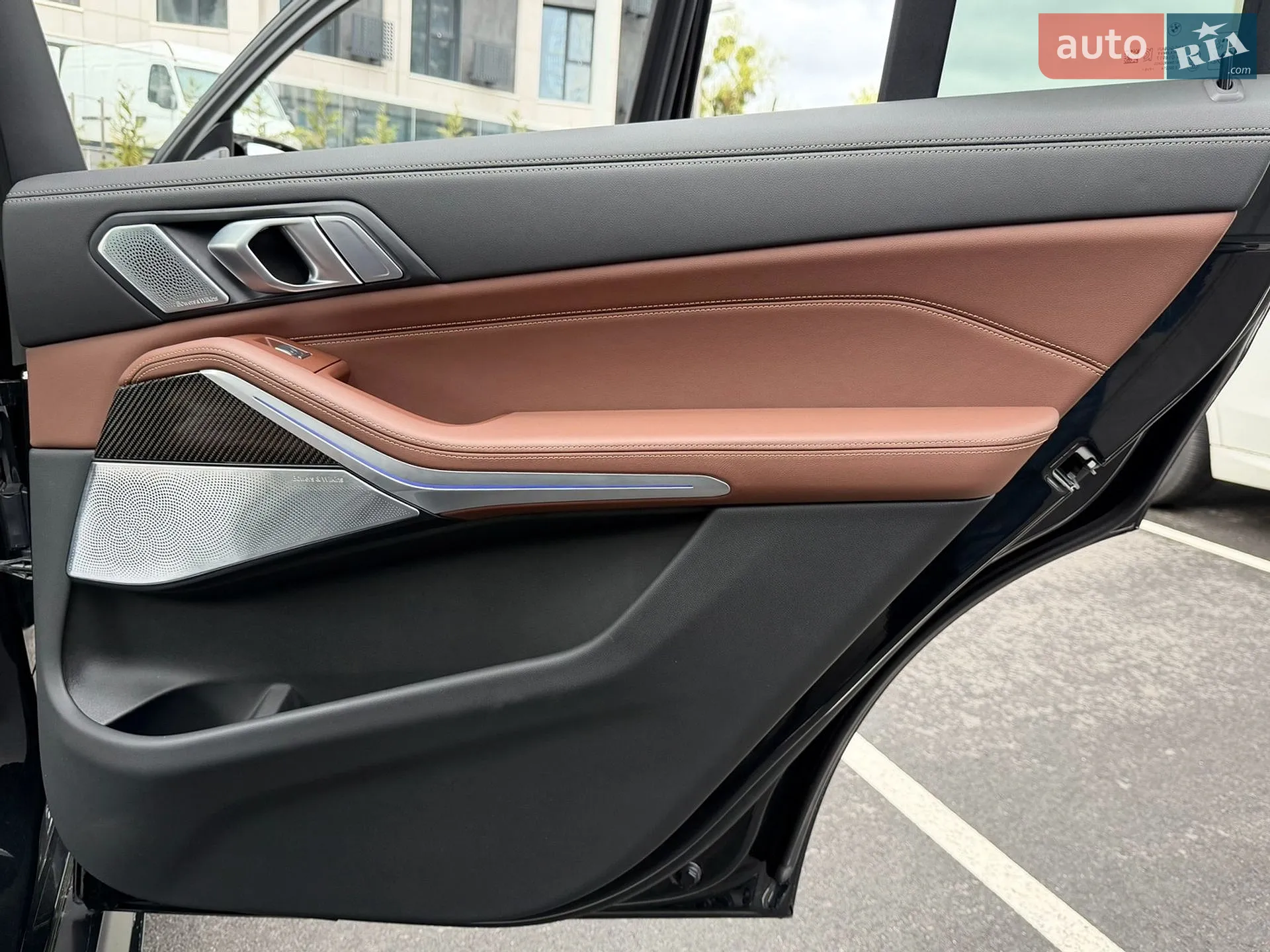 2024 BMW X7 - мініатюра 76