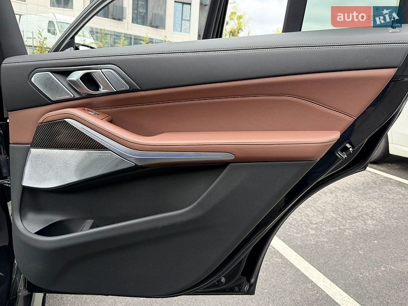 Внедорожник / Кроссовер BMW X7 2024 в Киеве
