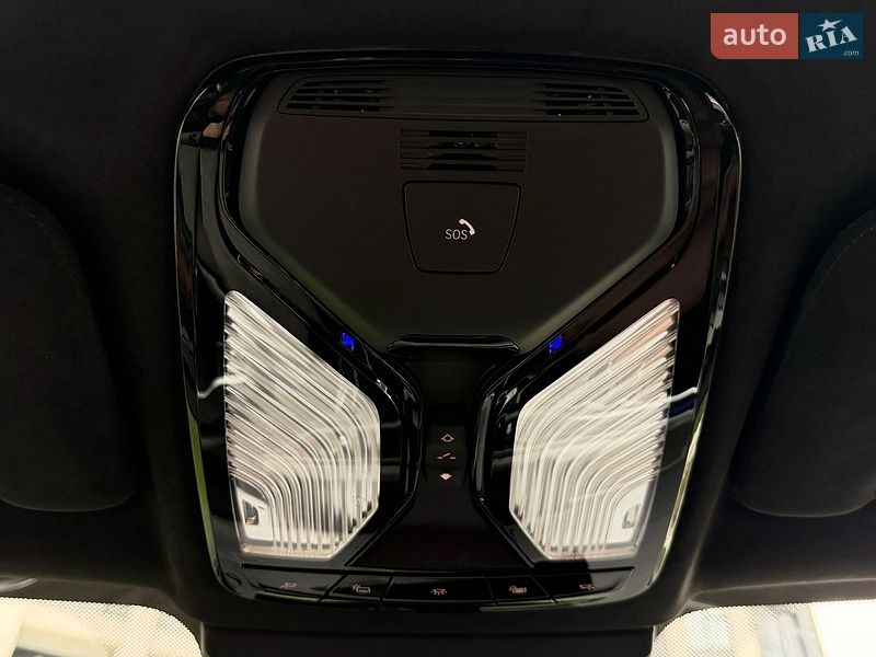 Внедорожник / Кроссовер BMW X7 2024 в Киеве