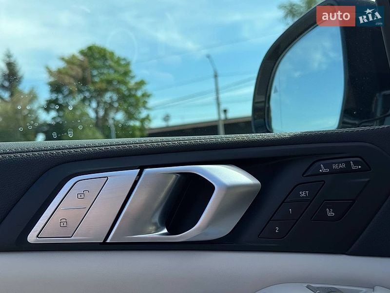 Позашляховик / Кросовер BMW X7 2020 в Рівному фото 42 Позашляховик / Кросовер BMW X7 2020 в Рівному