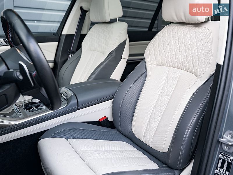Внедорожник / Кроссовер BMW X7 2023 в Одессе