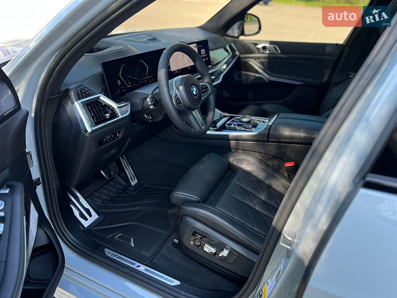 Внедорожник / Кроссовер BMW X7 2023 в Киеве