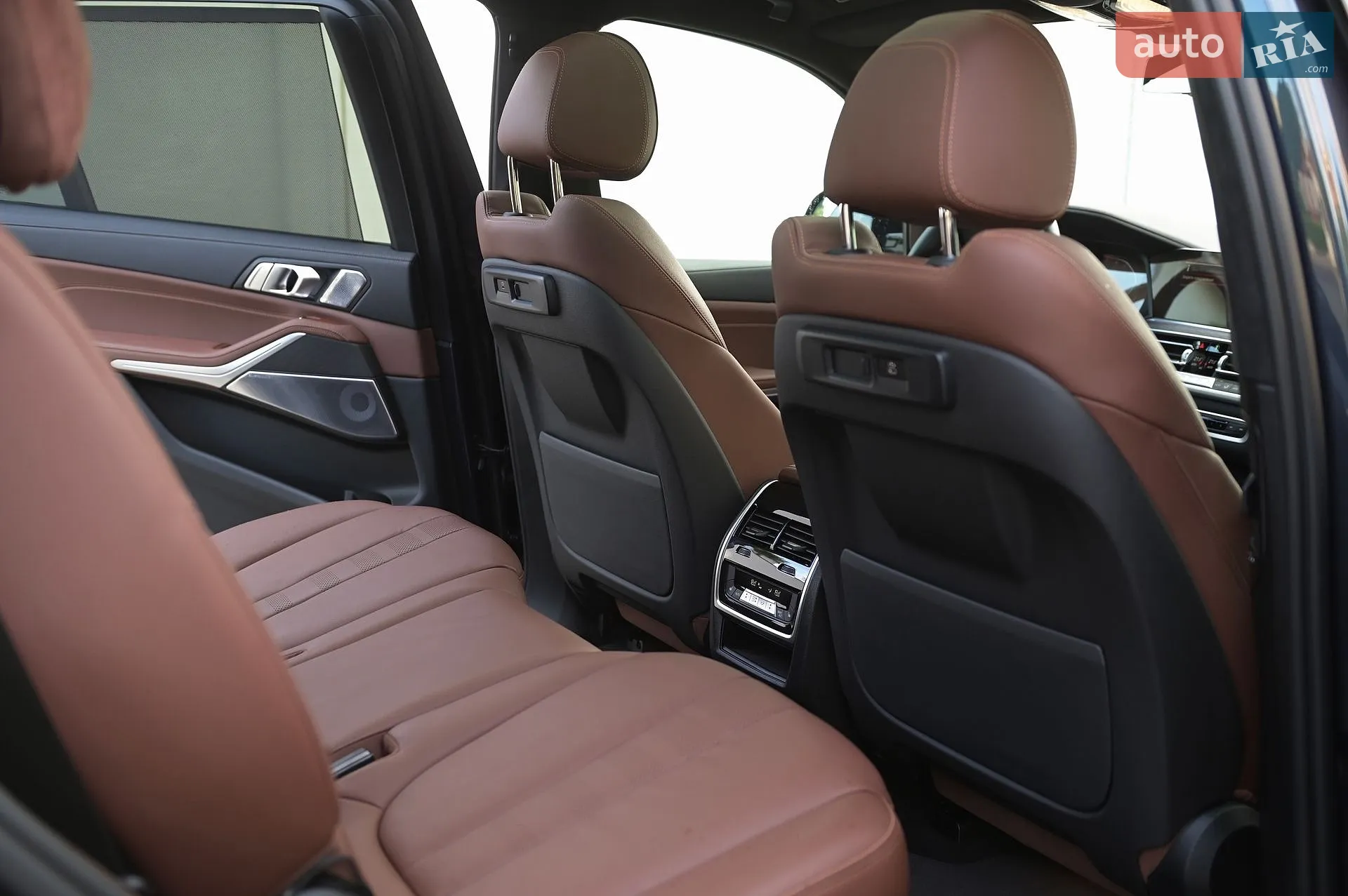 2022 BMW X7 - мініатюра 82