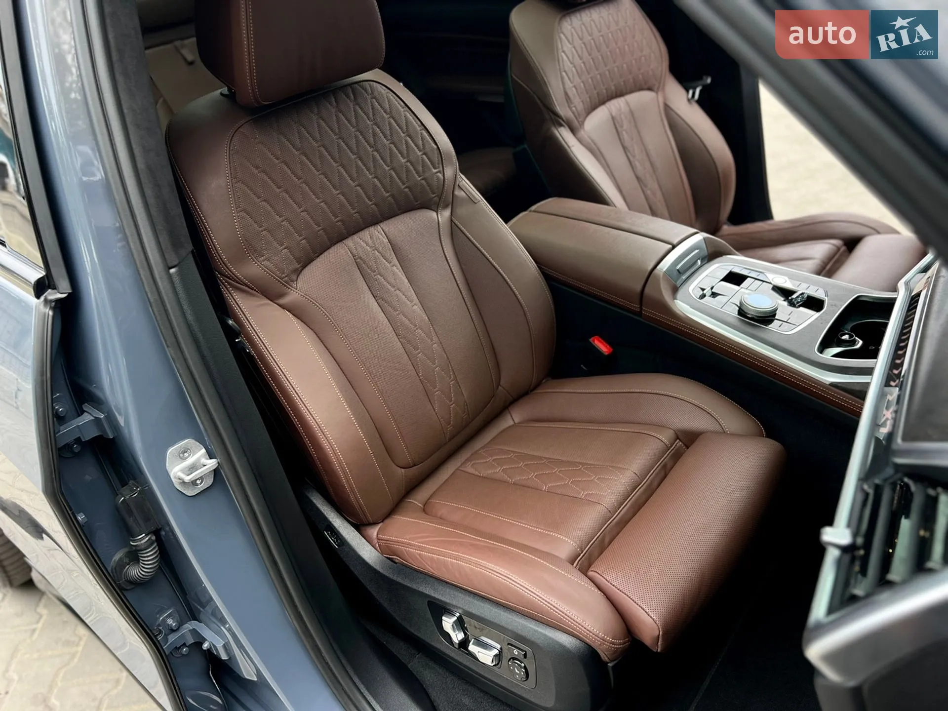 2023 BMW X7 - мініатюра 42