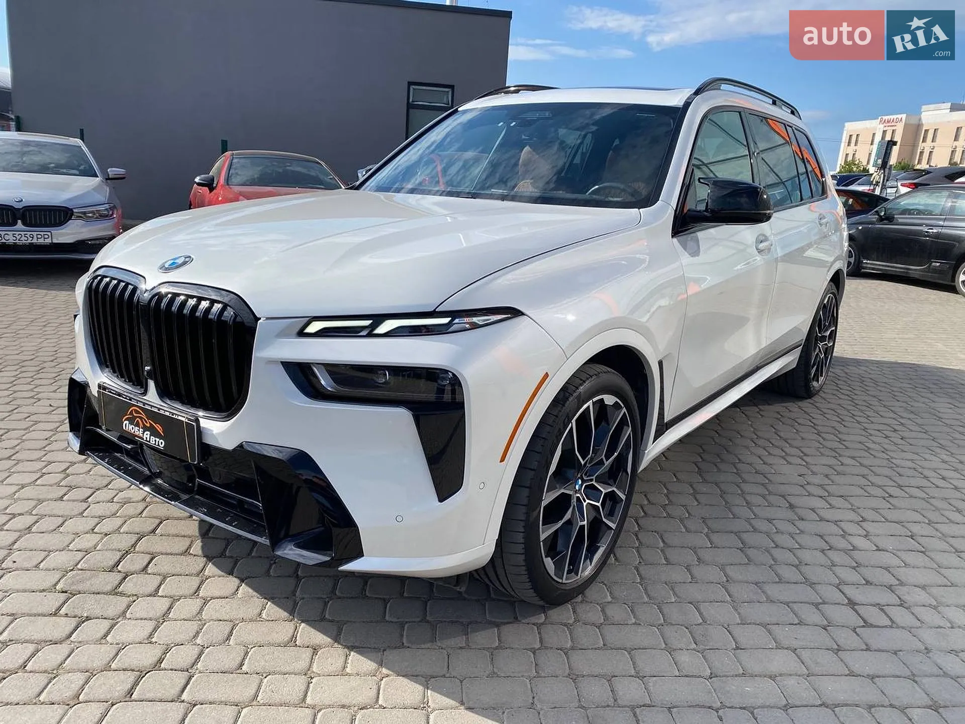 2023 BMW X7 - мініатюра 3