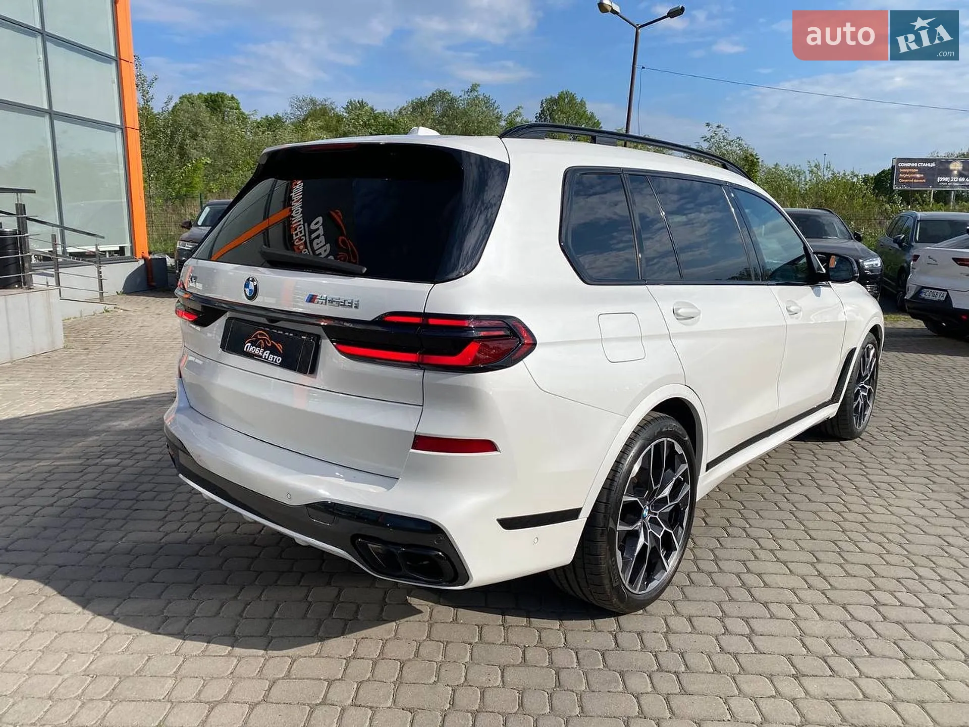 2023 BMW X7 - мініатюра 9