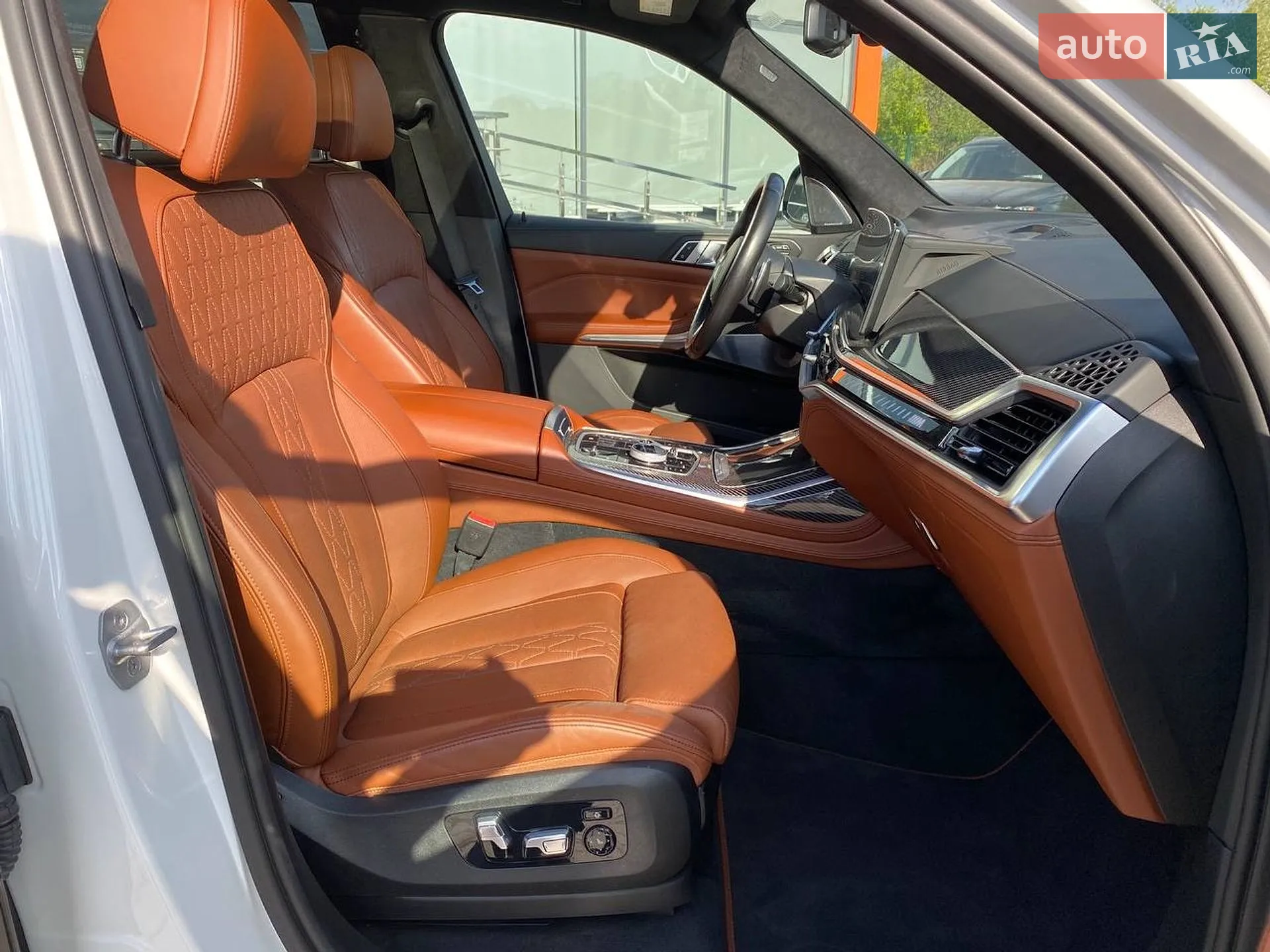 2023 BMW X7 - мініатюра 33