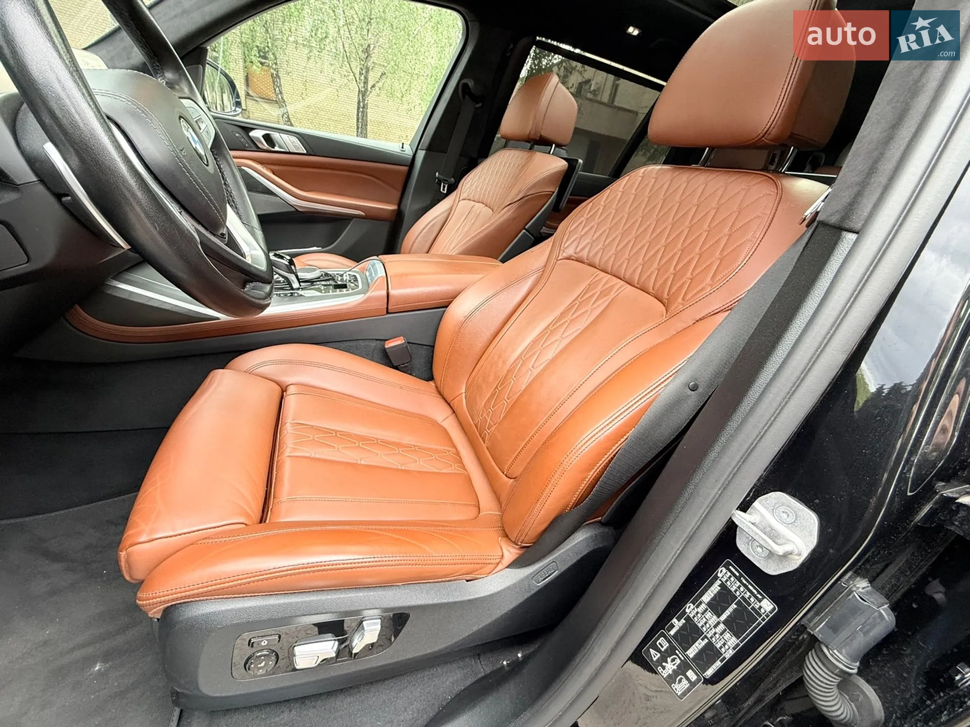2022 BMW X7 - мініатюра 21