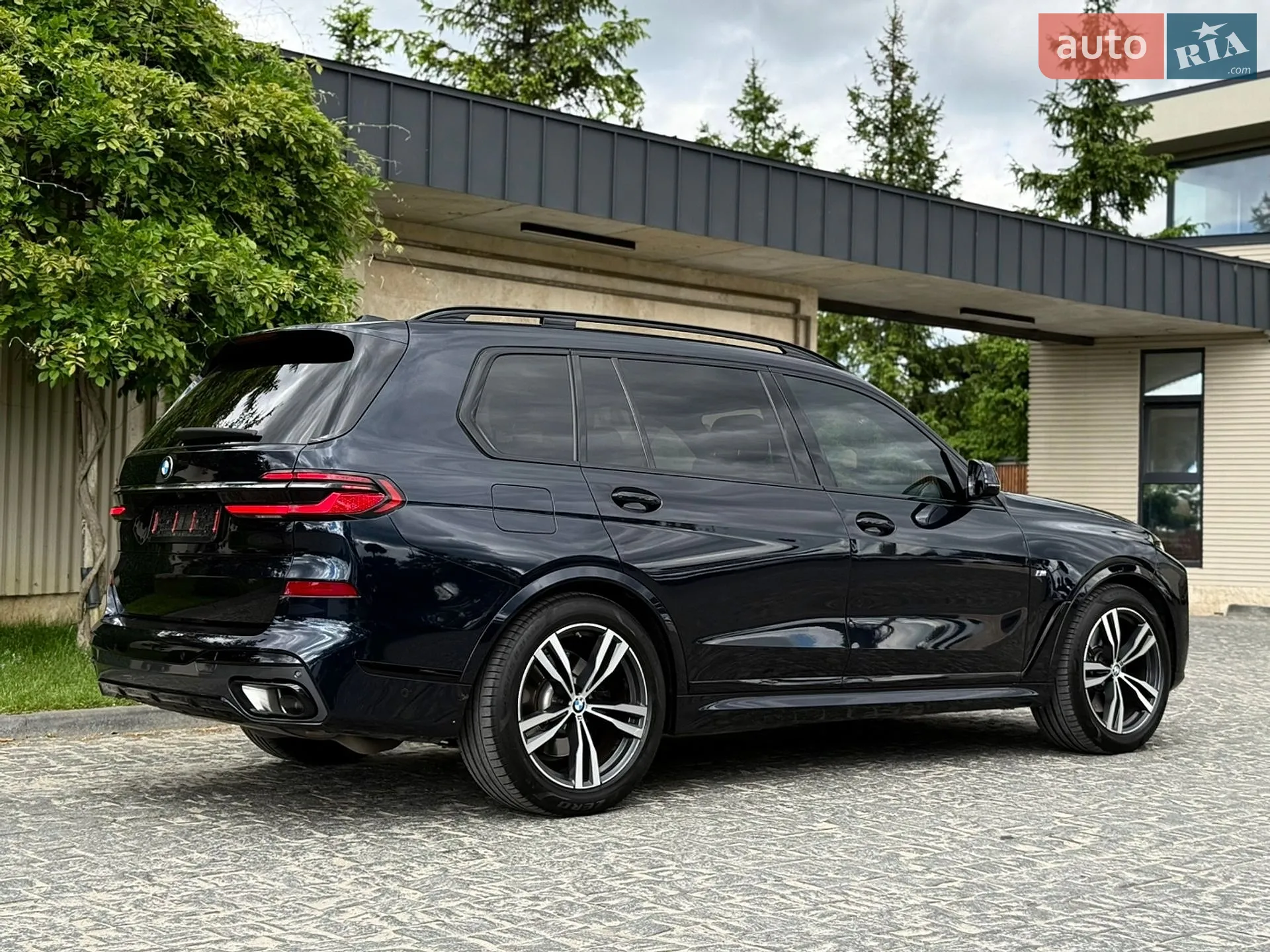 2022 BMW X7 - мініатюра 23