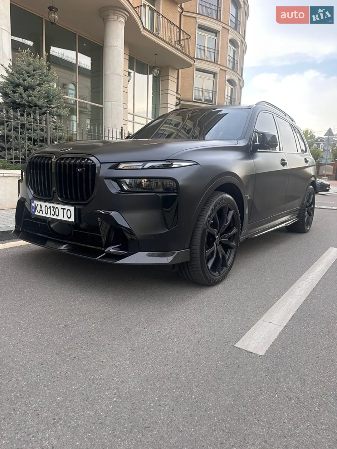 2024 BMW X7 - фото 1
