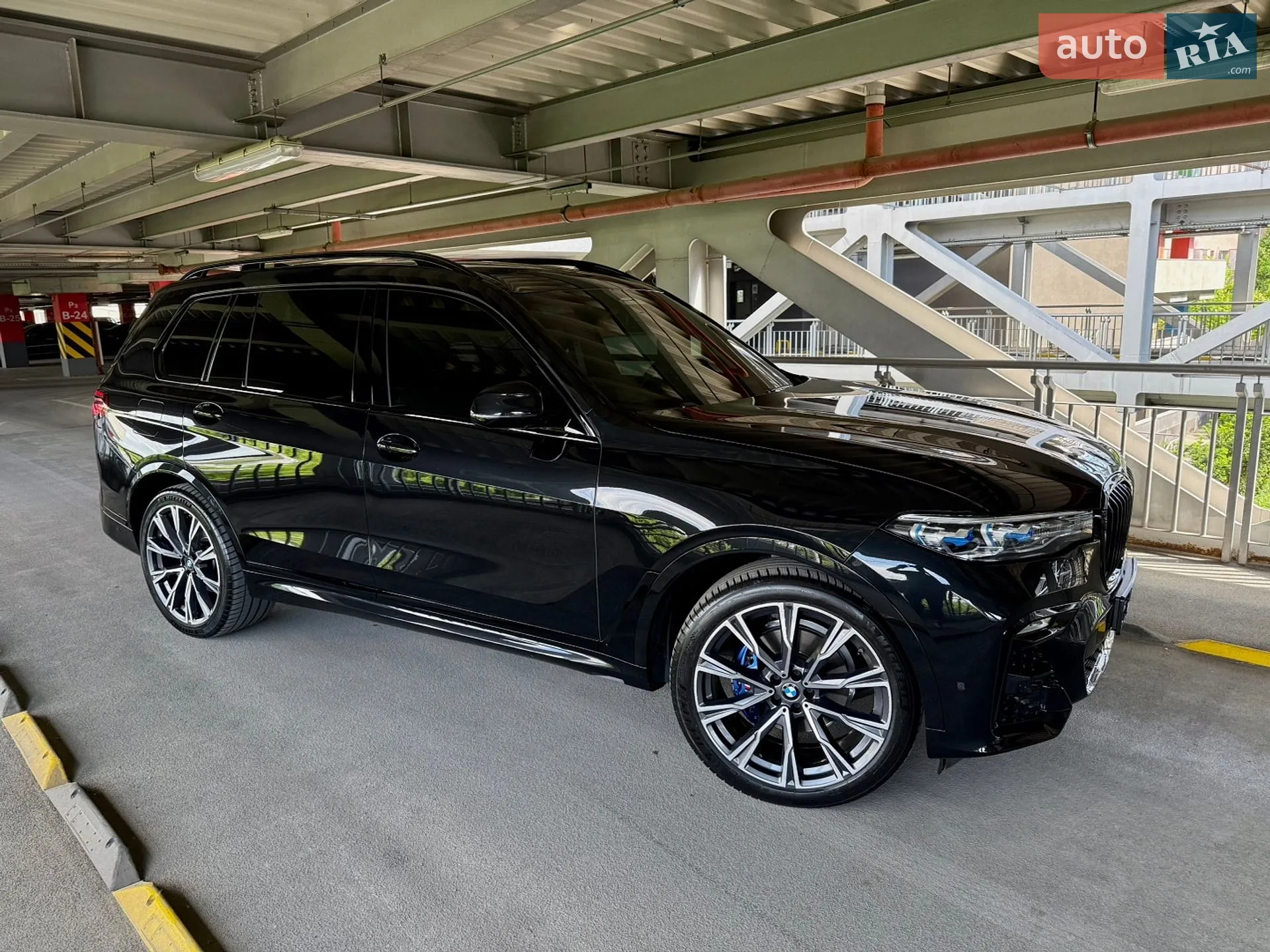 2021 BMW X7 - мініатюра 16