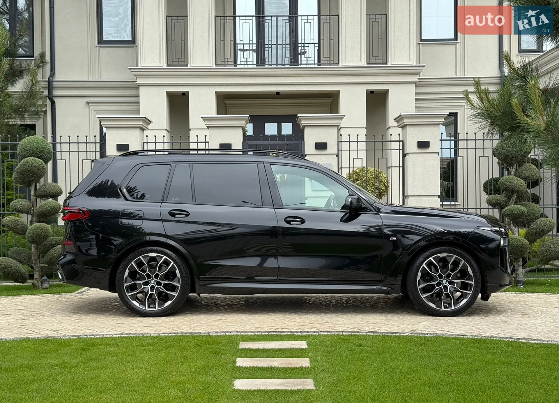 2022 BMW X7 - мініатюра 10