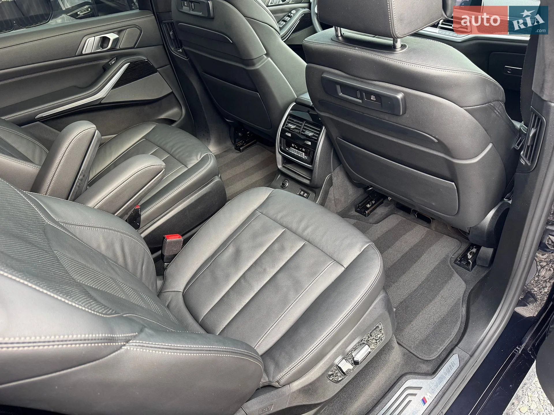 2019 BMW X7 - мініатюра 64