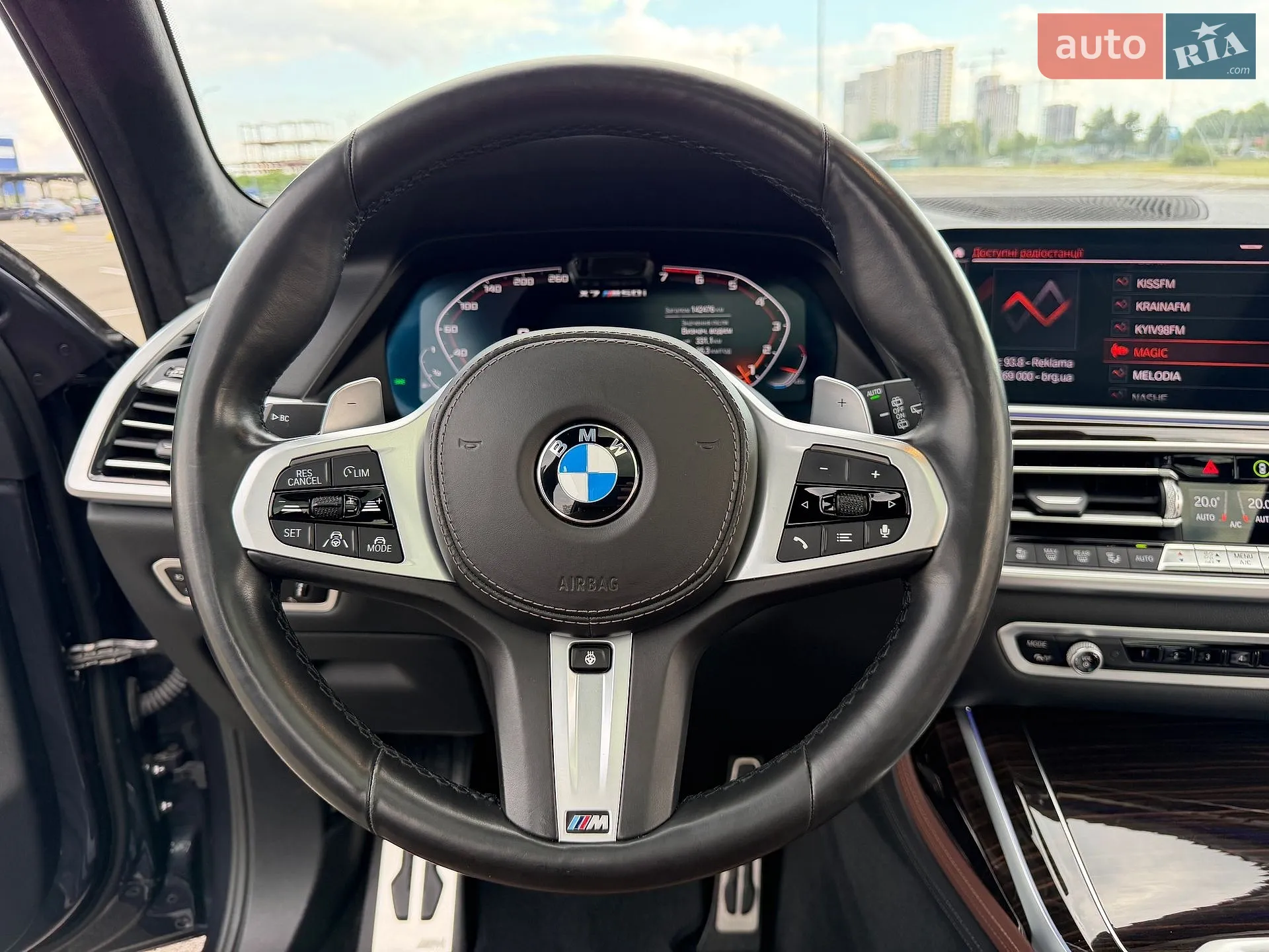 2020 BMW X7 - мініатюра 26