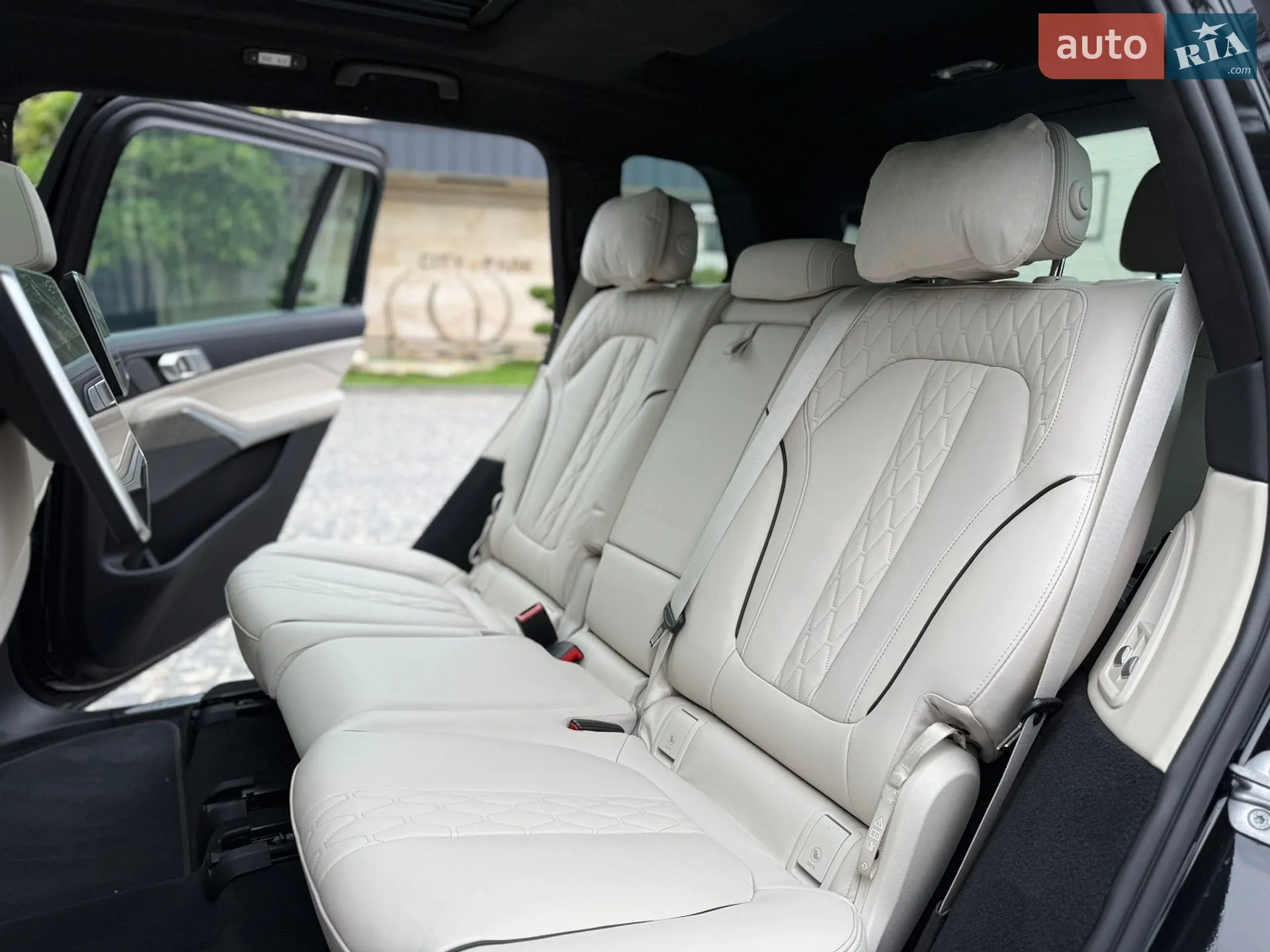 2022 BMW X7 - мініатюра 73
