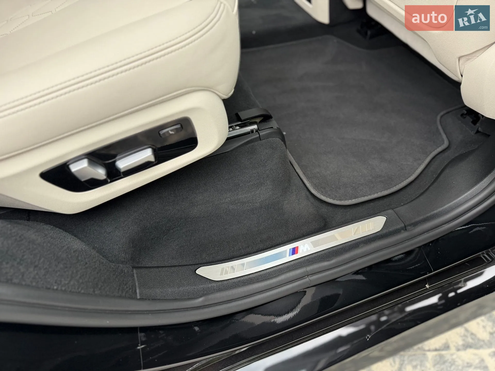 2022 BMW X7 - мініатюра 82