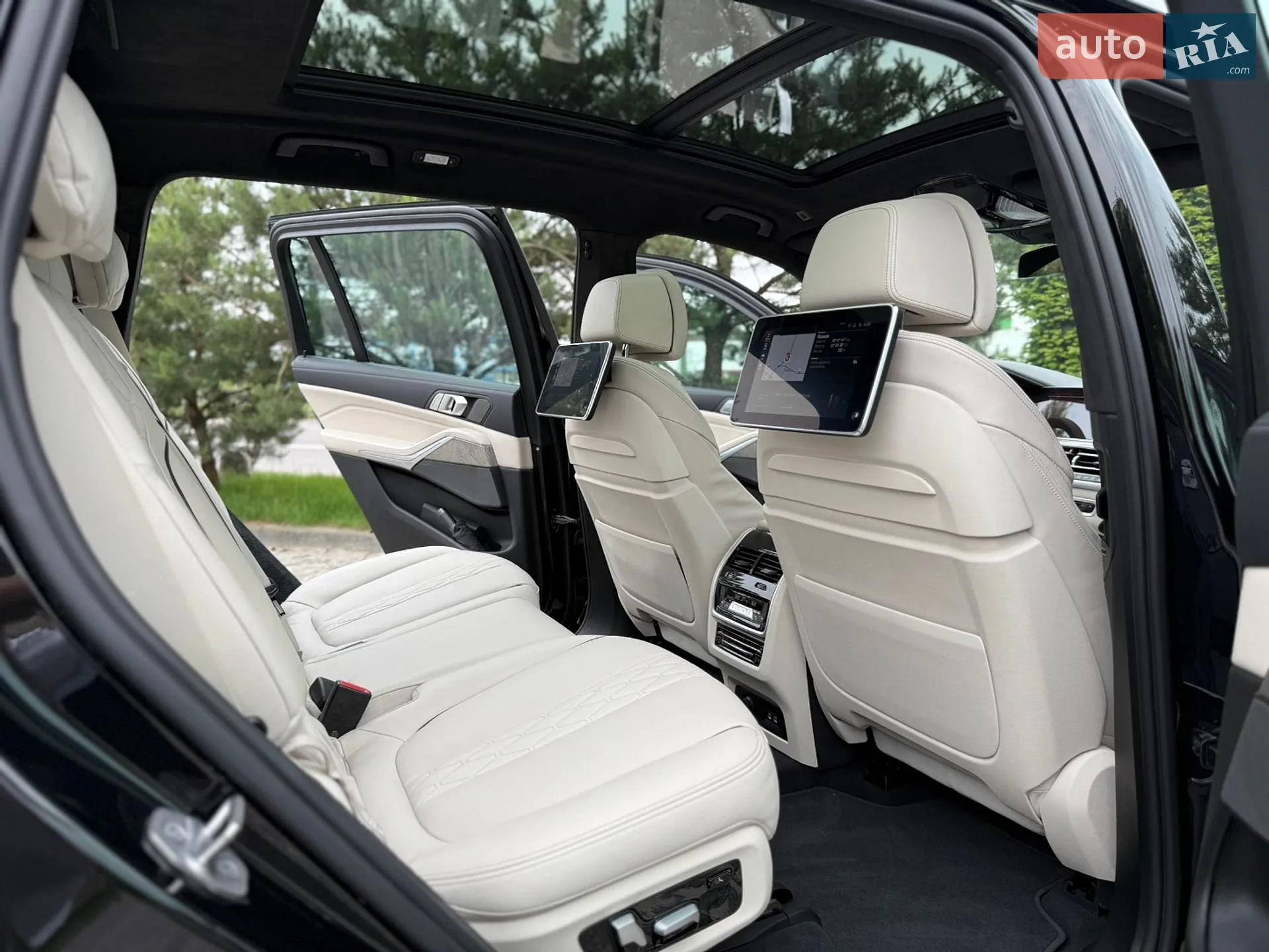 2022 BMW X7 - мініатюра 83