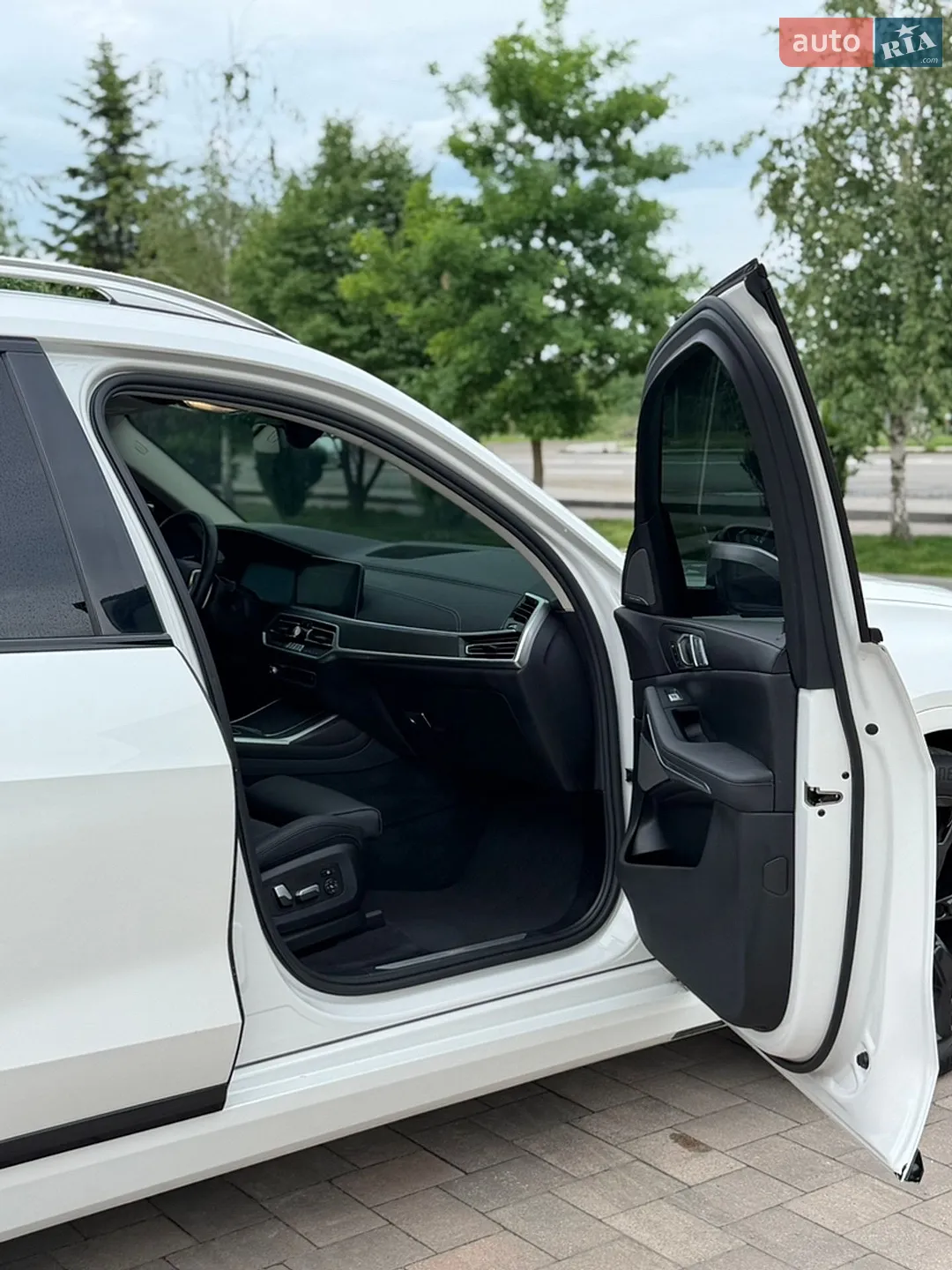 2021 BMW X7 - мініатюра 31
