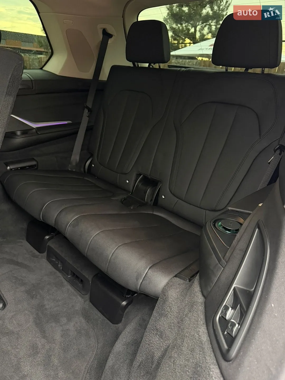 2021 BMW X7 - мініатюра 54