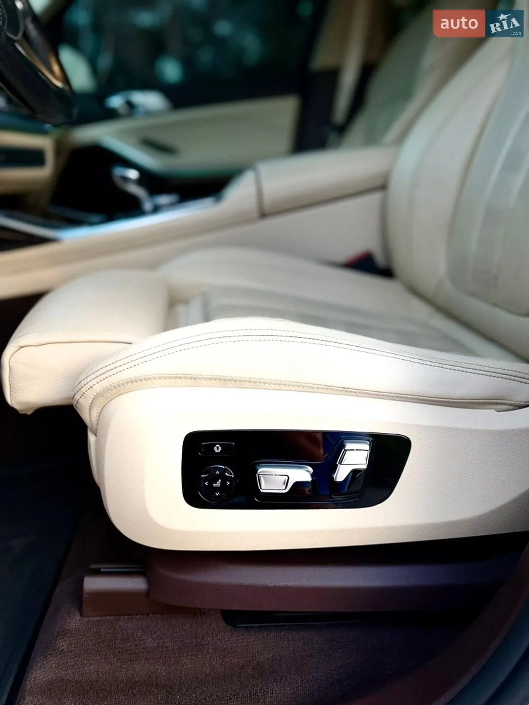 2019 BMW X7 - мініатюра 28