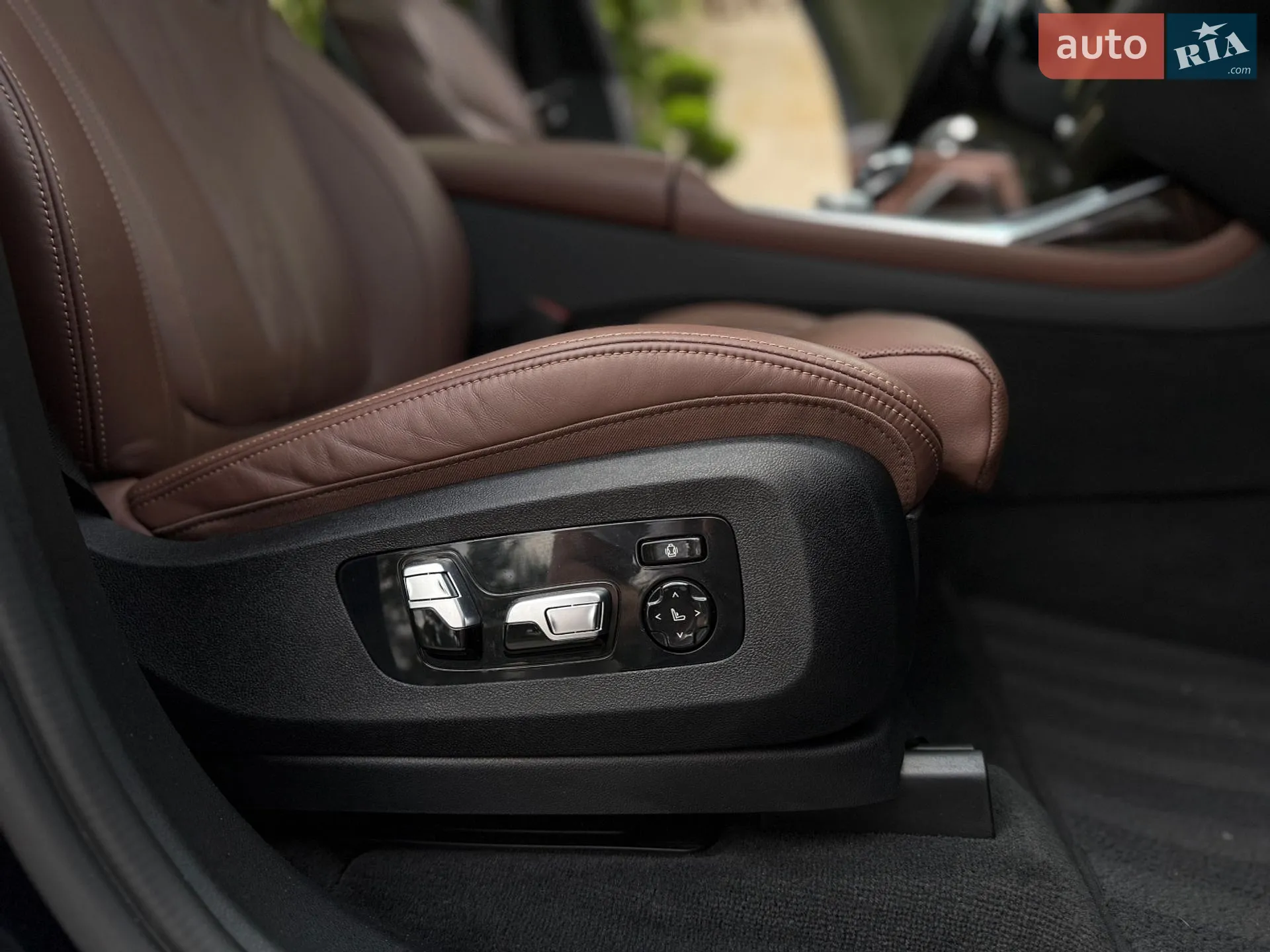 2021 BMW X7 - мініатюра 81