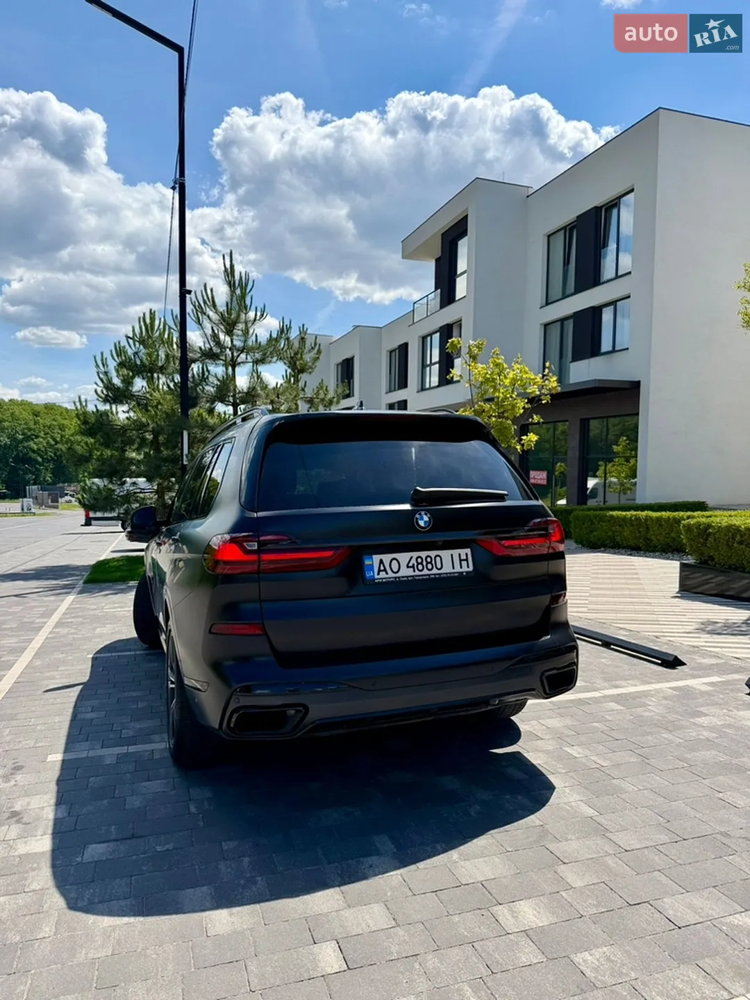2021 BMW X7 - мініатюра 7