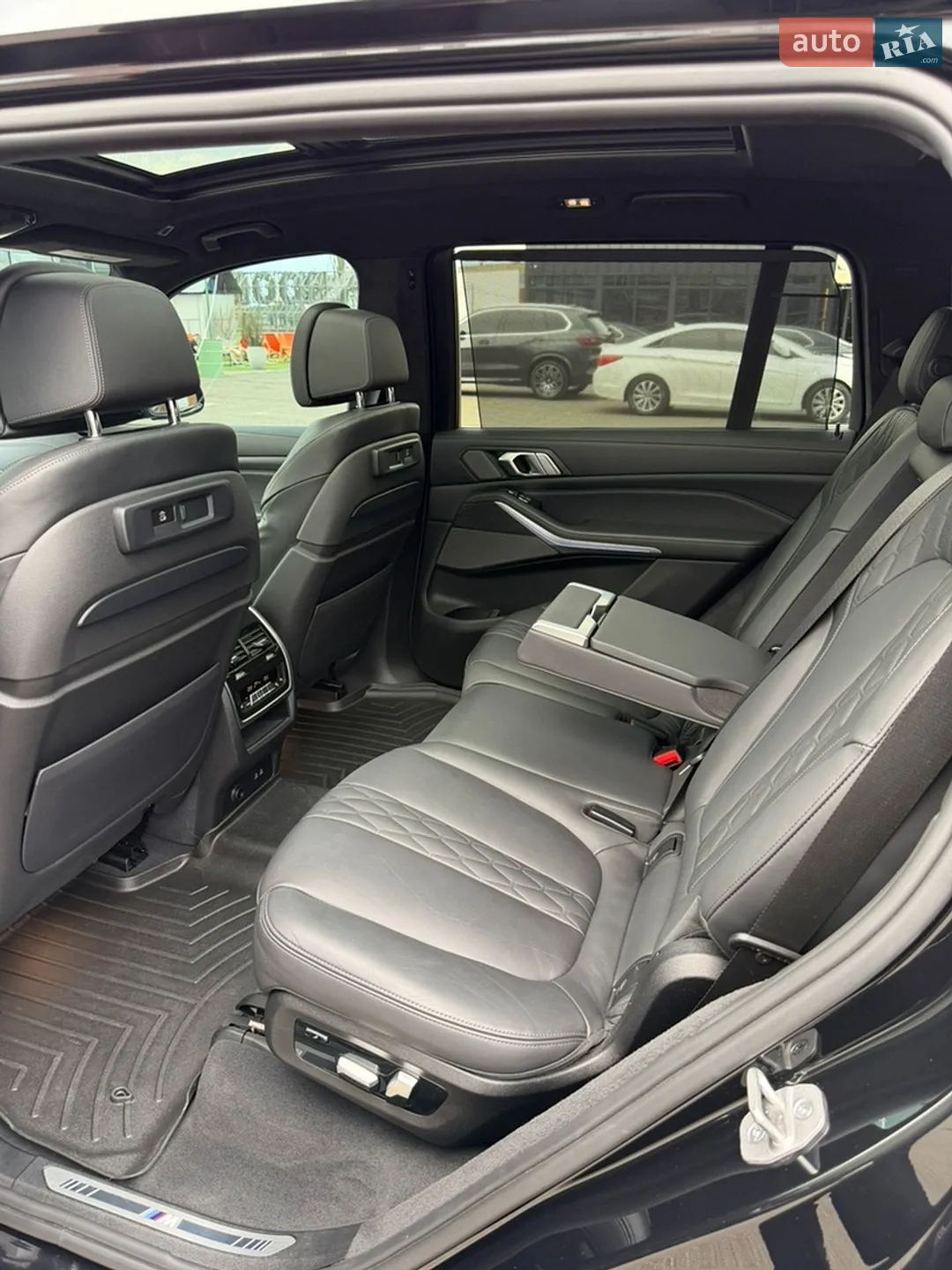 2021 BMW X7 - мініатюра 33