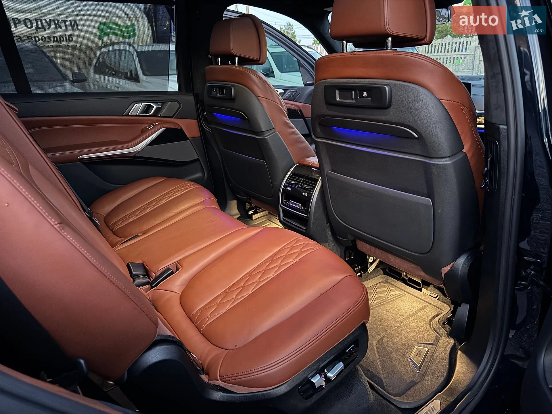 2022 BMW X7 - мініатюра 23