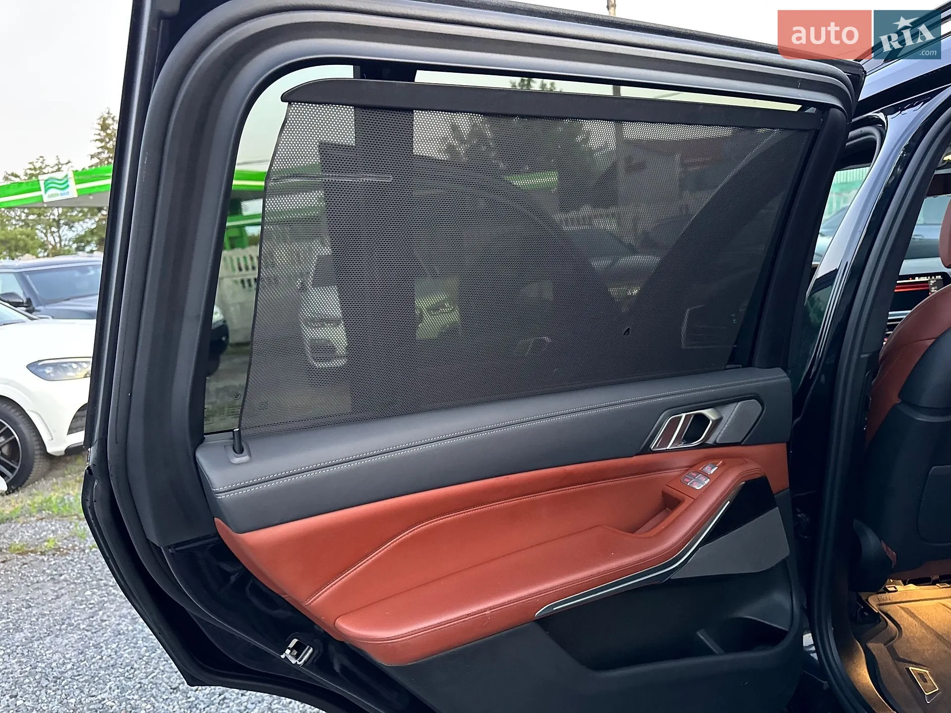 2022 BMW X7 - мініатюра 38