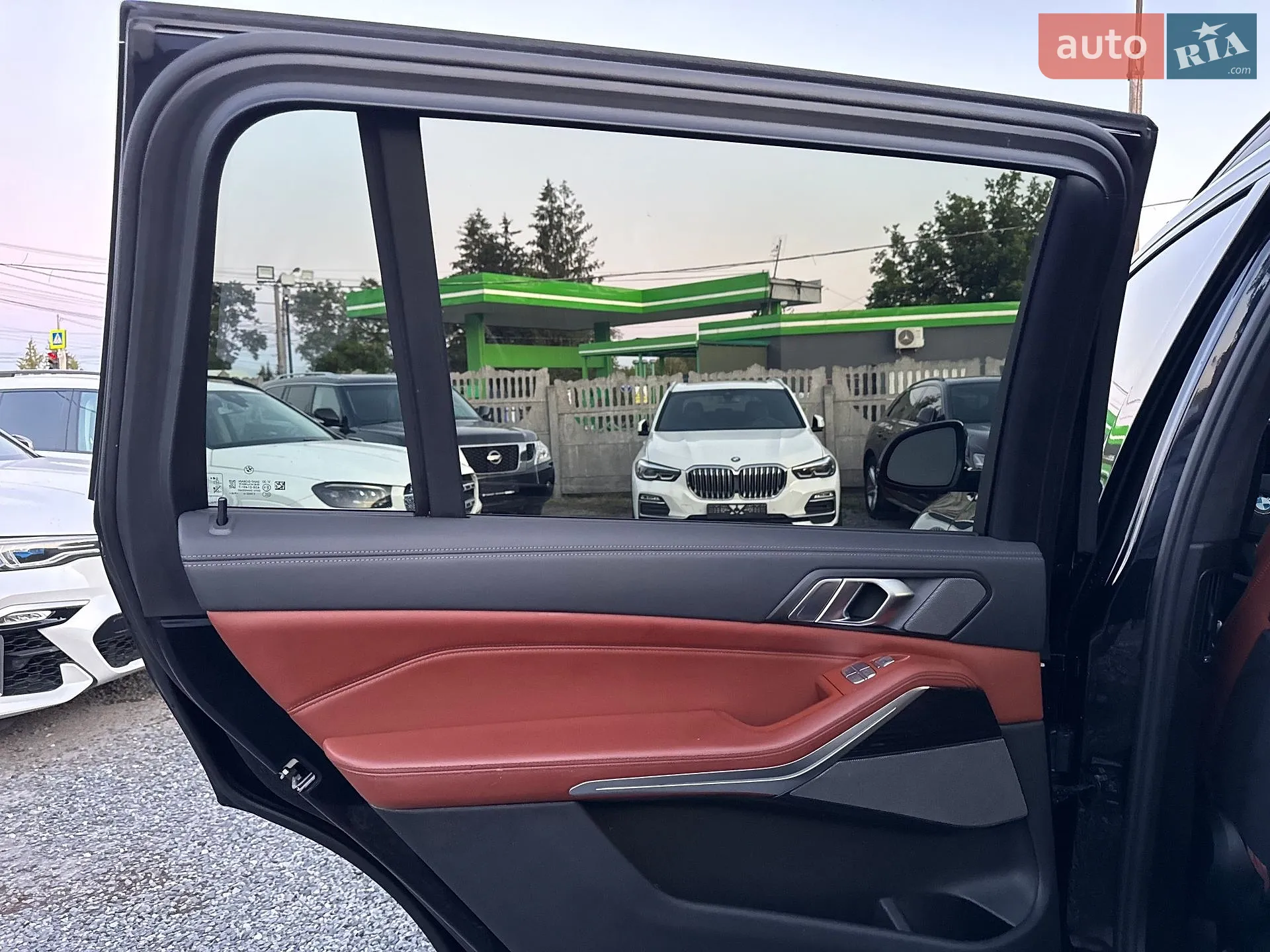 2022 BMW X7 - мініатюра 59