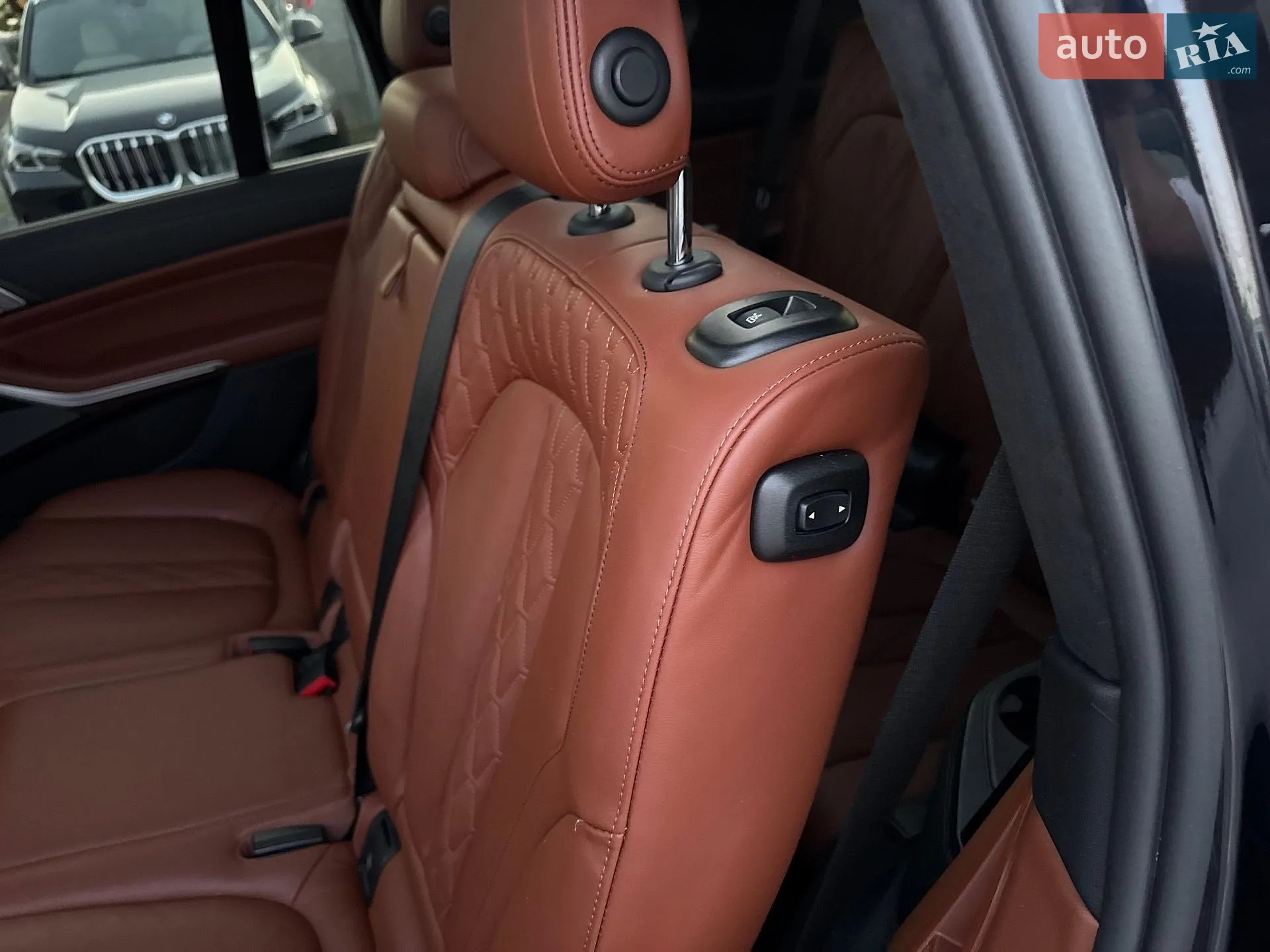 2022 BMW X7 - мініатюра 63