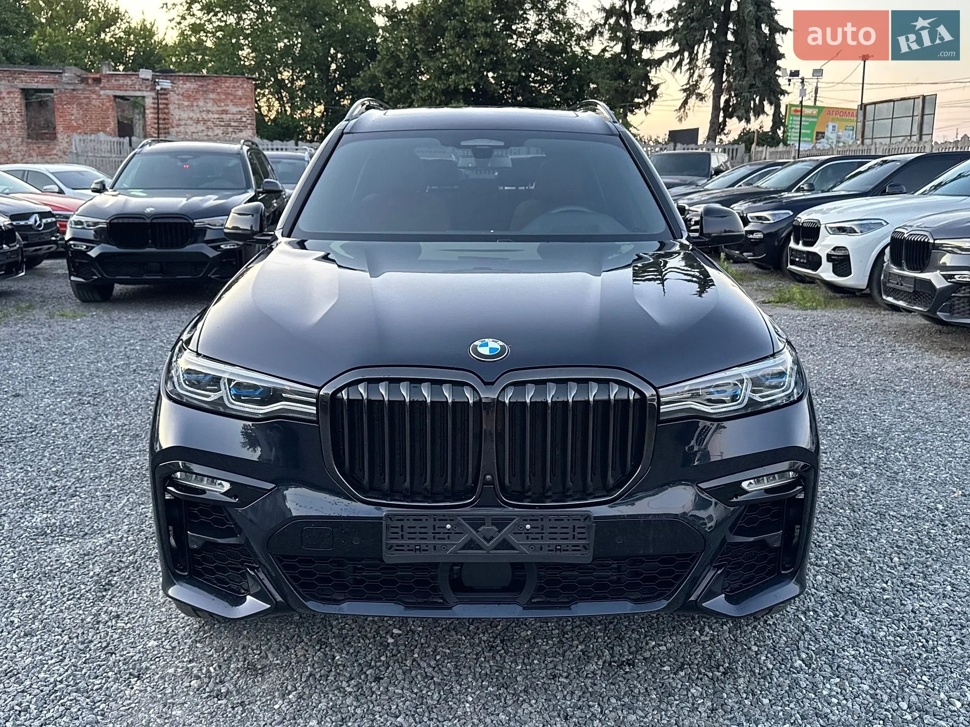 2022 BMW X7 - мініатюра 81