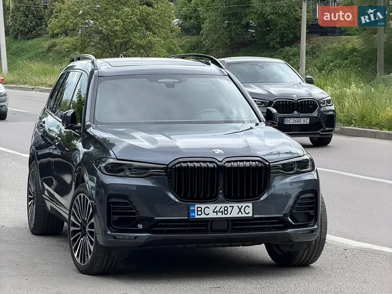 BMW X7