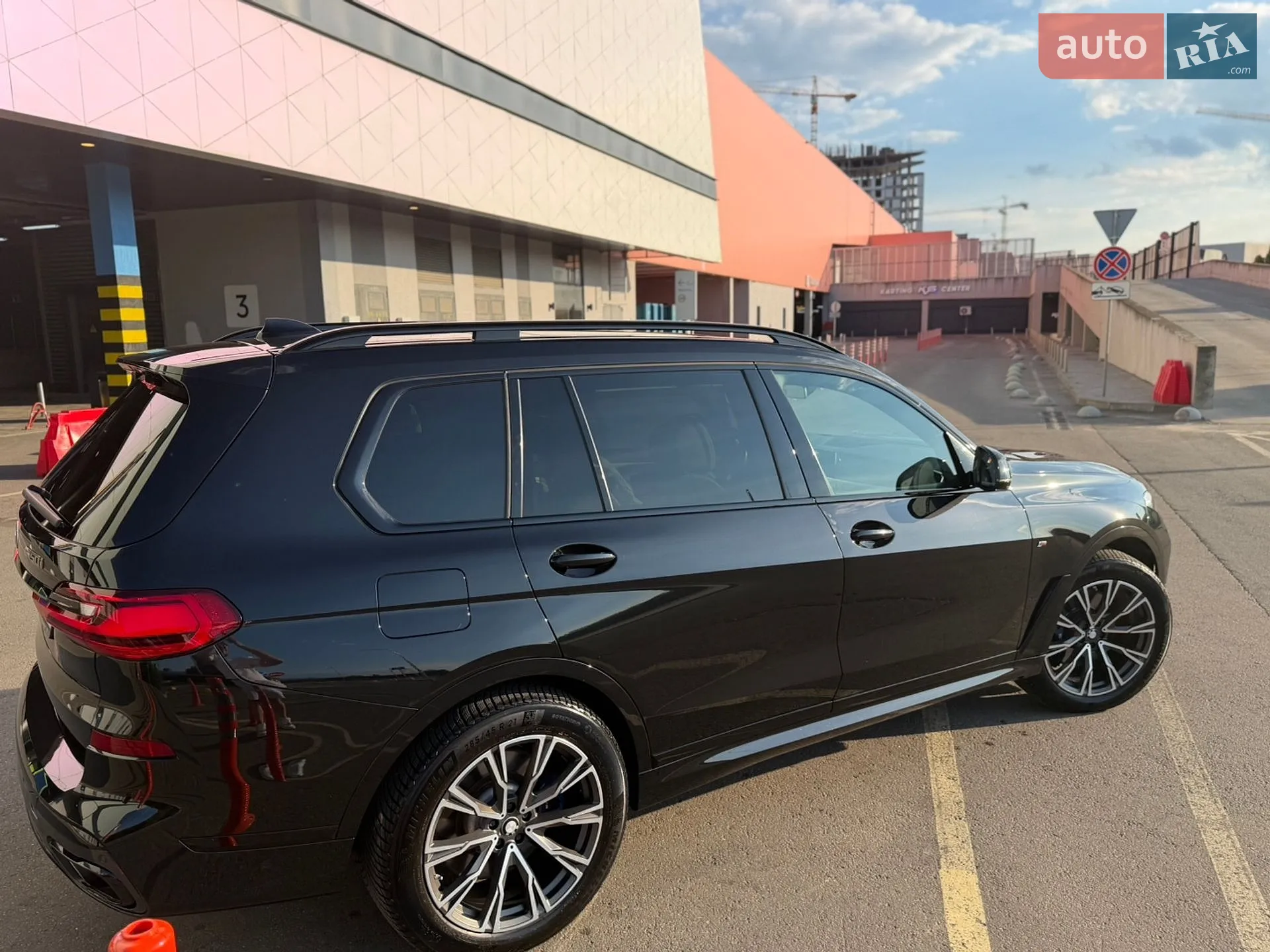 2021 BMW X7 - мініатюра 7
