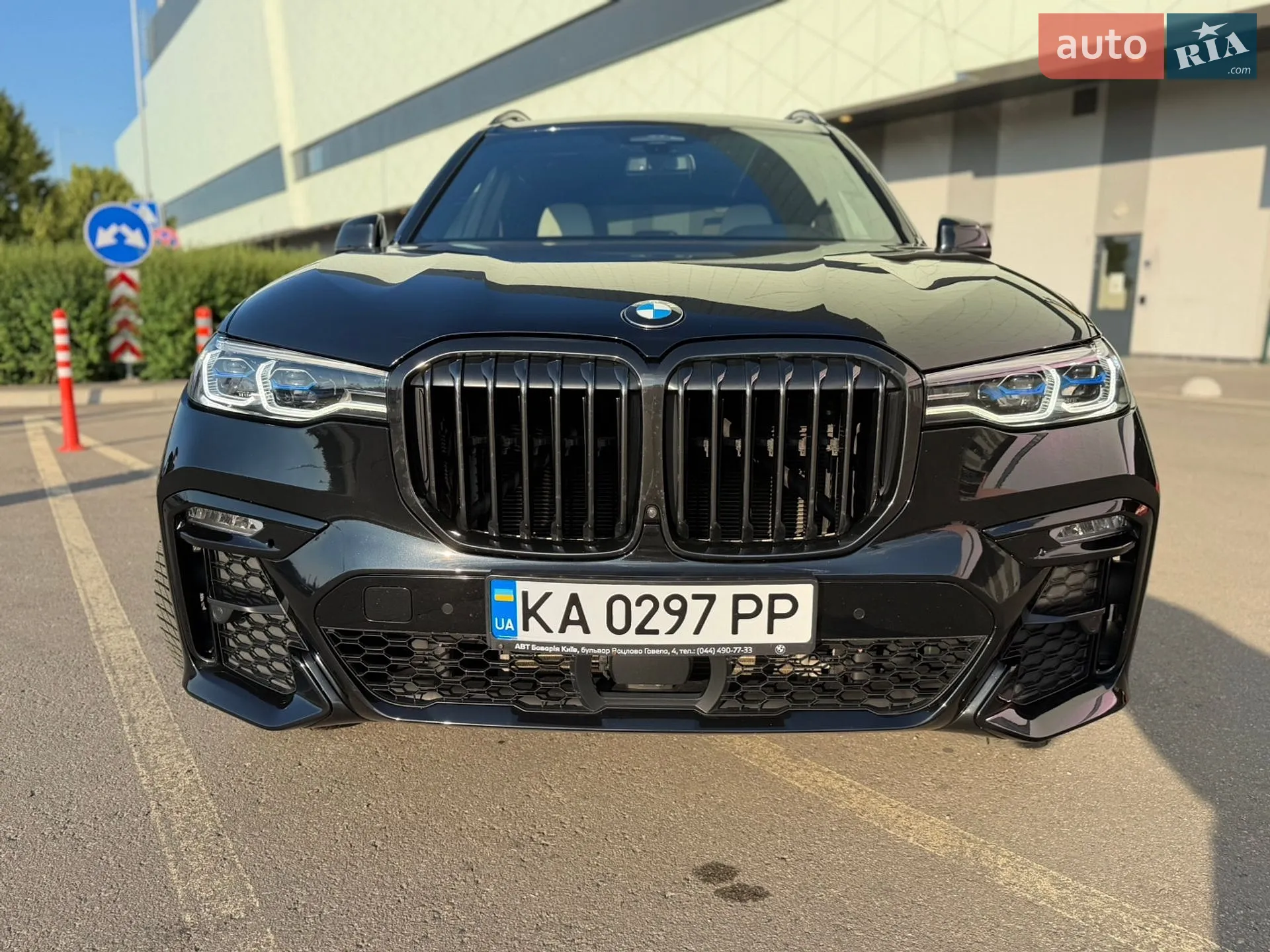 2021 BMW X7 - мініатюра 11