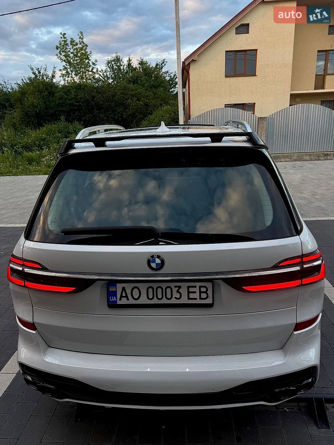 2020 BMW X7 - мініатюра 15
