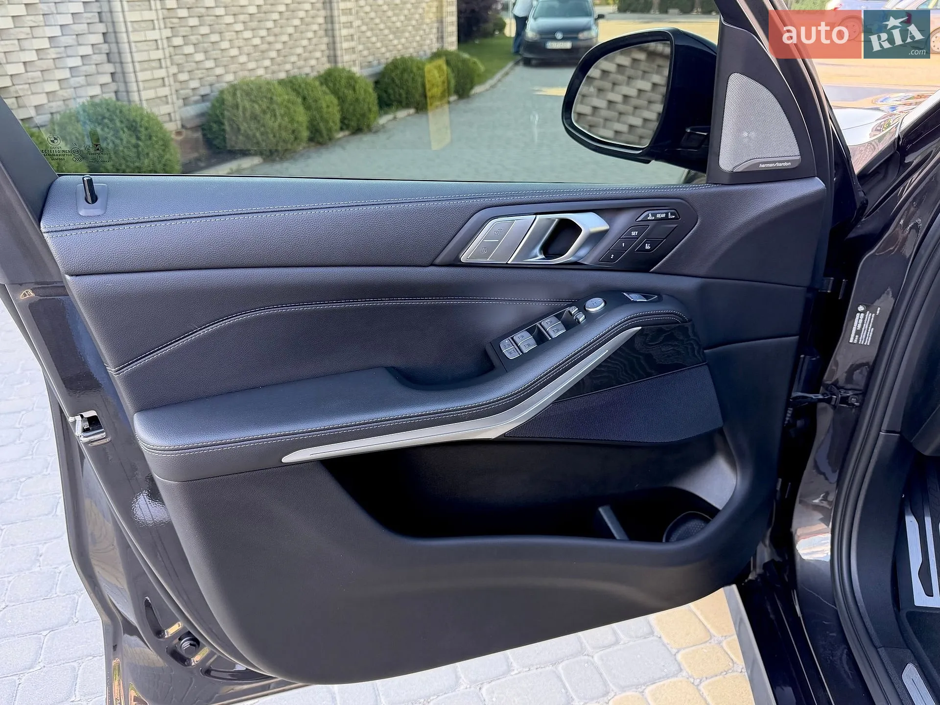 2022 BMW X7 - мініатюра 22
