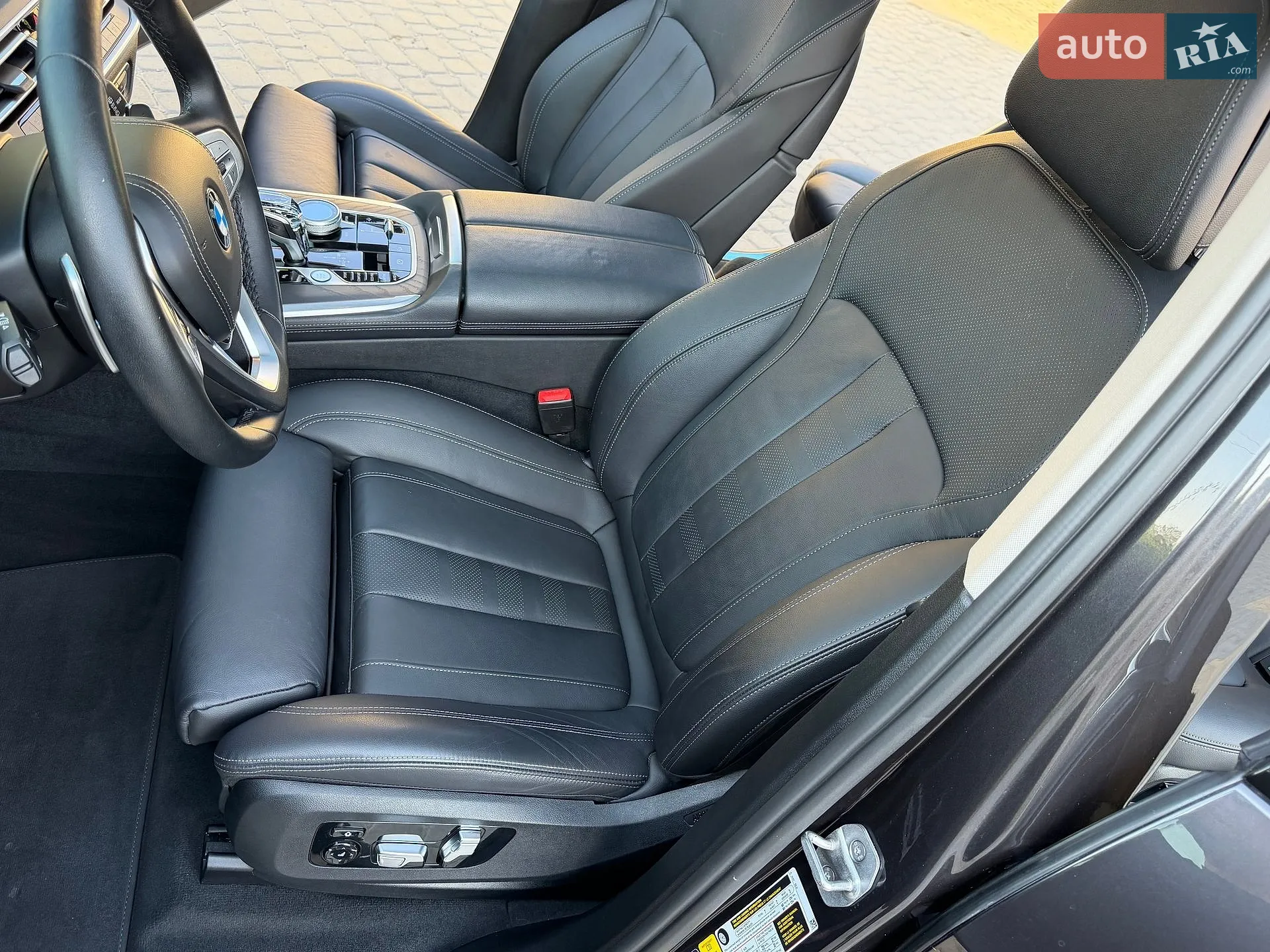 2022 BMW X7 - мініатюра 36