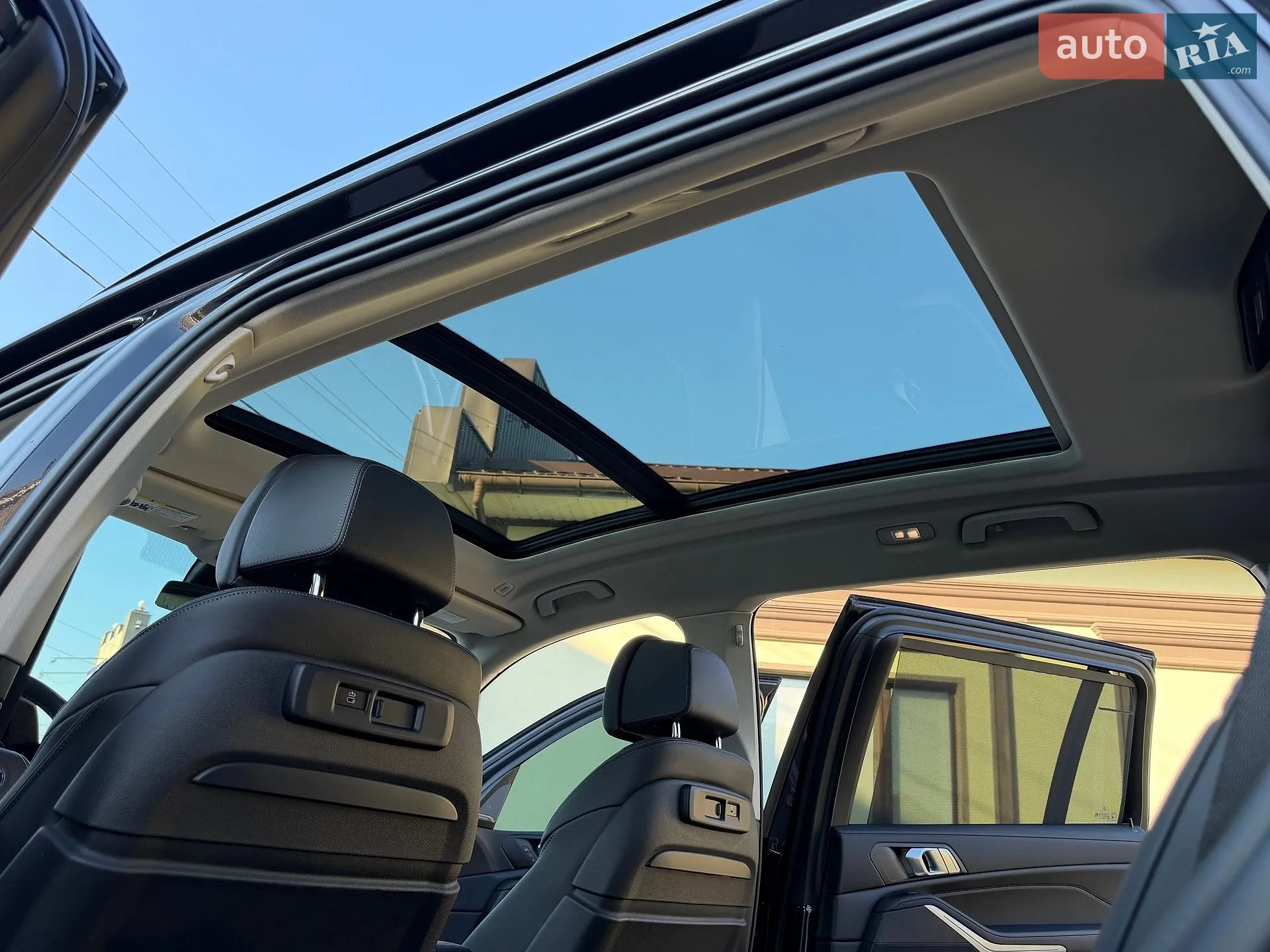 2022 BMW X7 - мініатюра 38