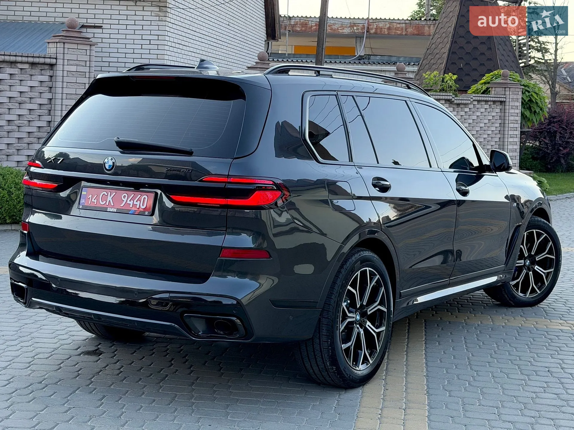 2022 BMW X7 - мініатюра 76