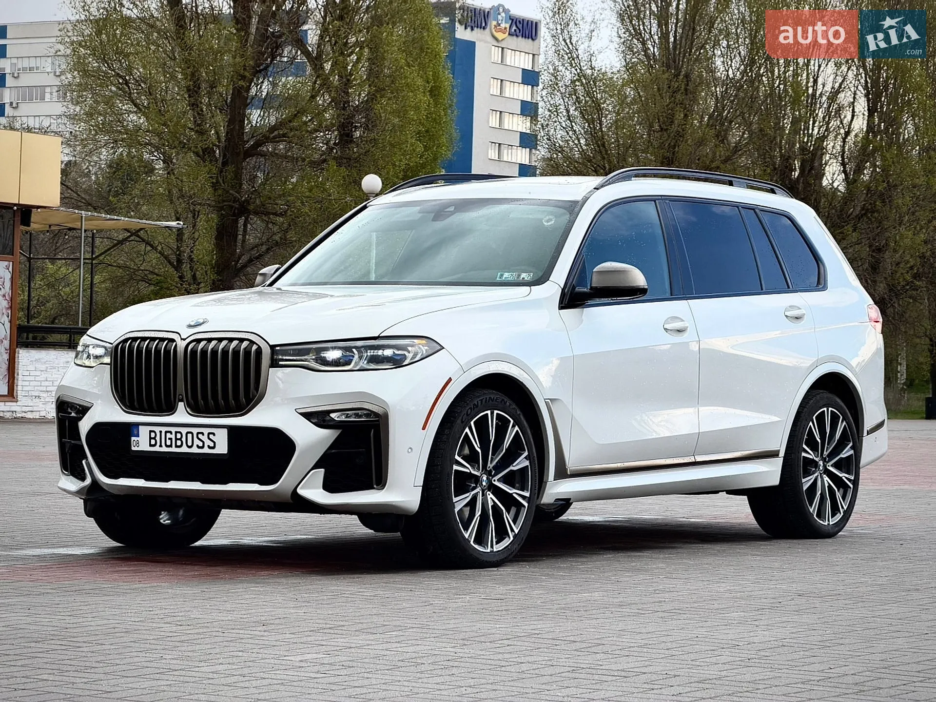2020 BMW X7 - фото 1