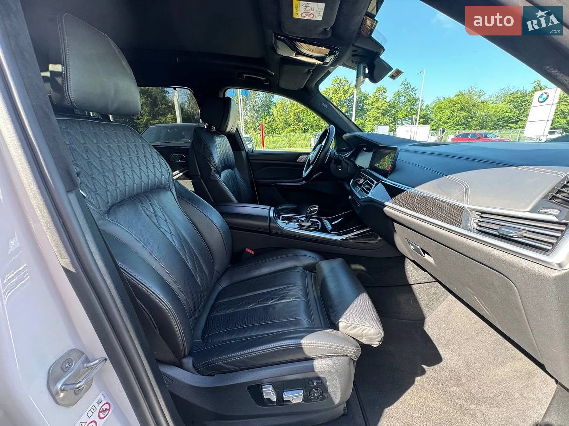 2020 BMW X7 - мініатюра 41
