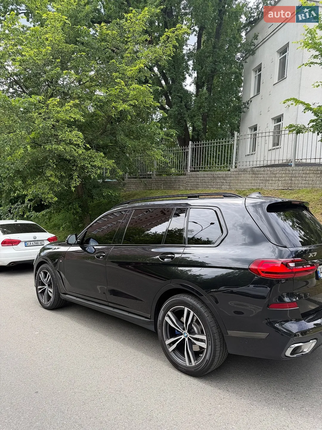 2020 BMW X7 - мініатюра 7