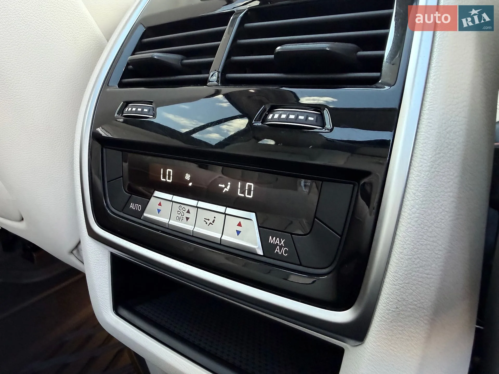 2019 BMW X7 - мініатюра 114