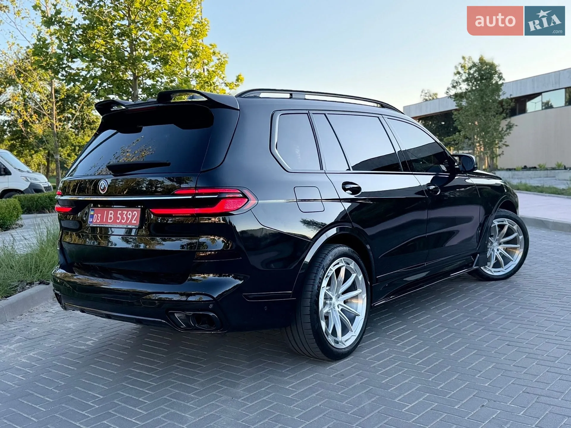 2022 BMW X7 - мініатюра 26