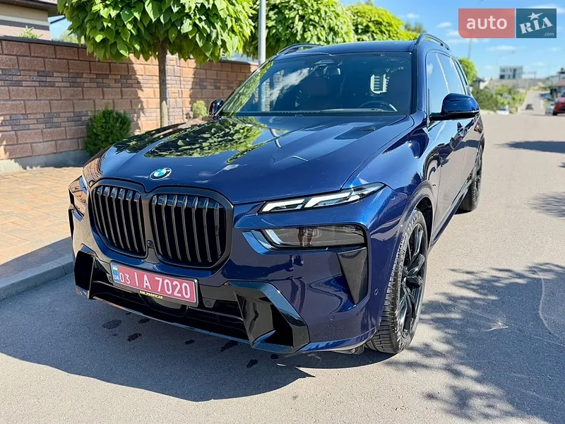 BMW X7