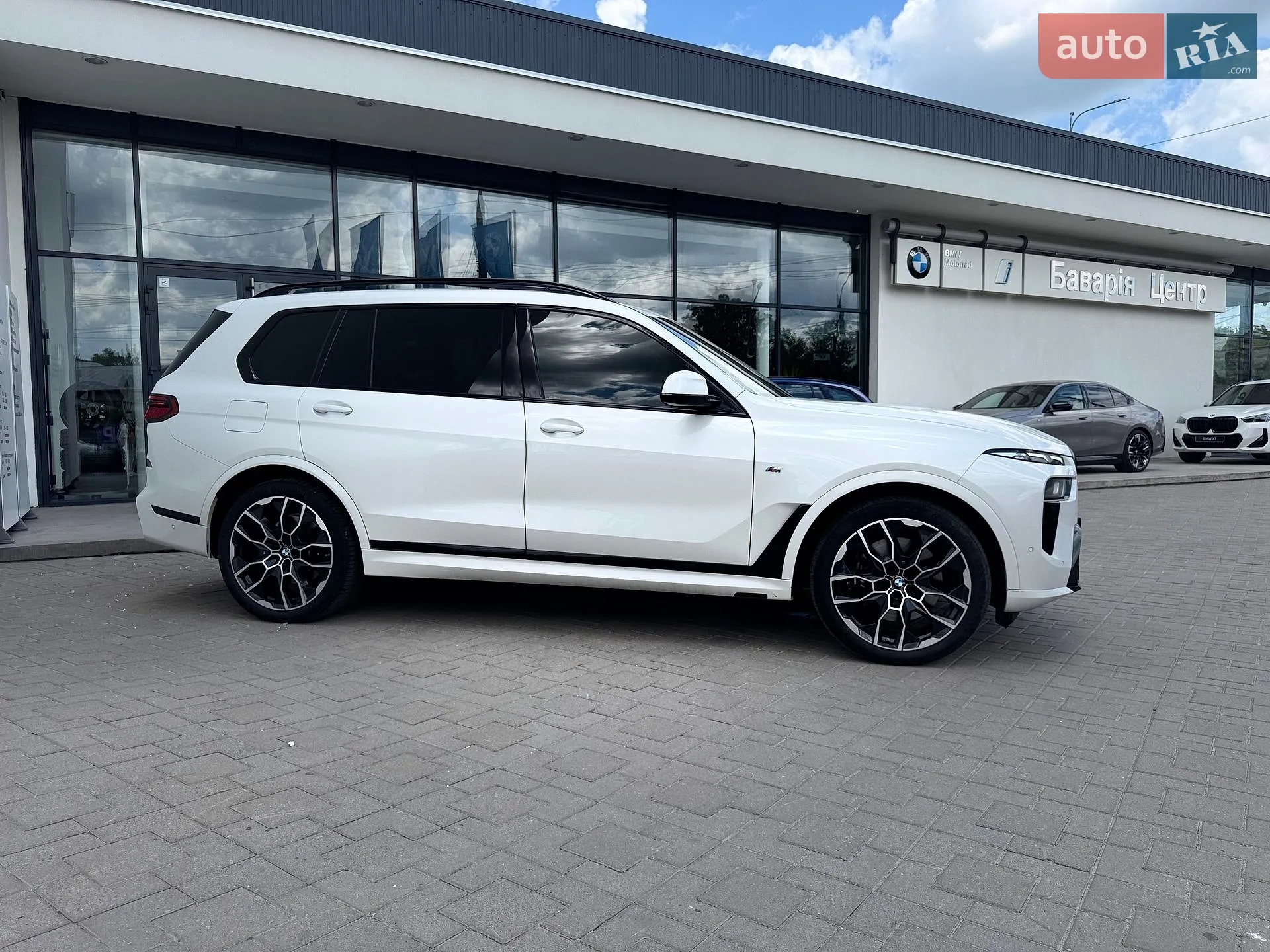 2023 BMW X7 - мініатюра 5