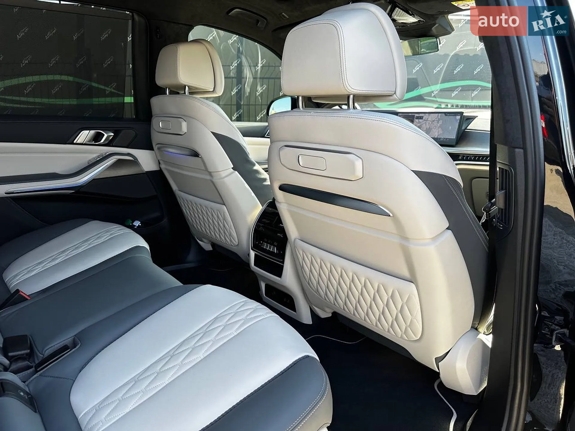 2023 BMW X7 - мініатюра 19