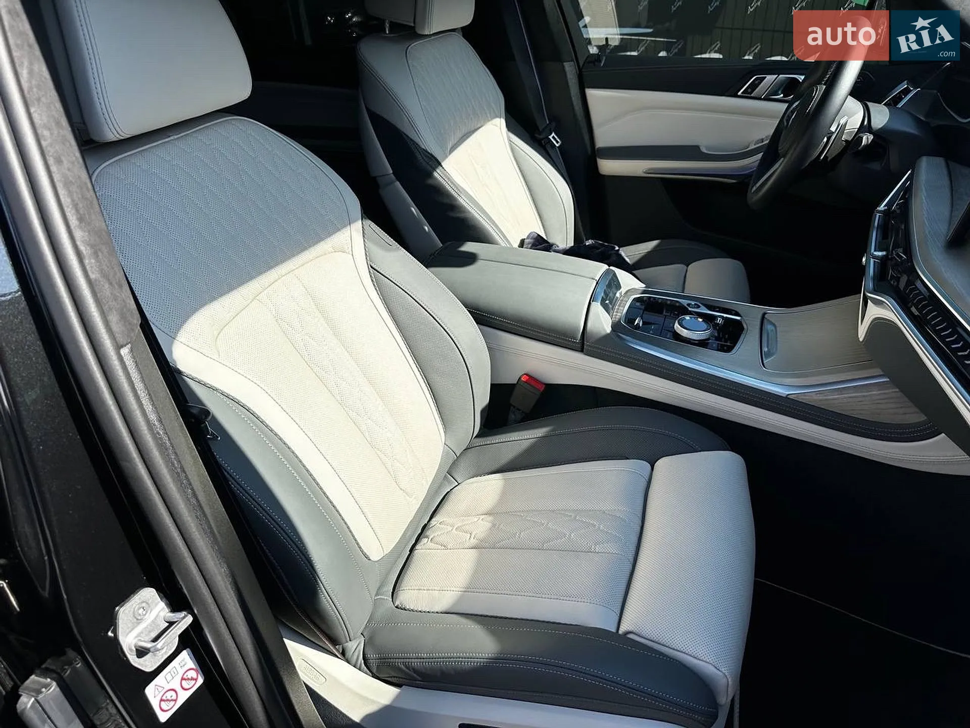 2023 BMW X7 - мініатюра 24